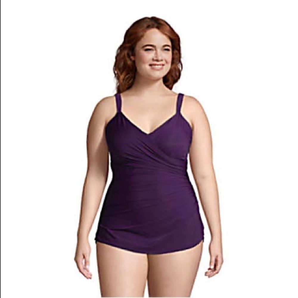 Land’s End Plus Standard Size Slender Vneck skirted onepiece Blackberry Various - Picture 2 of 9